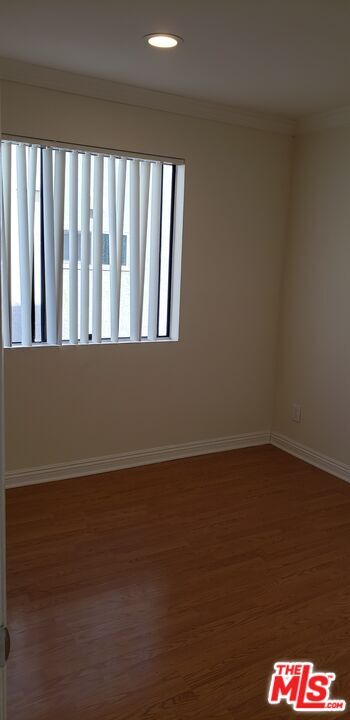 Building Photo - 330 Cameron Pl