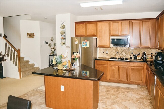 Building Photo - 16703 Summer Cypress Ct