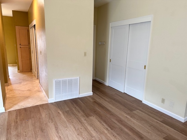 Entrance to kitchen, laudry, dining - 1419 West St