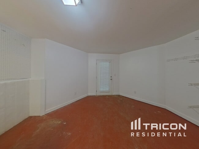 Building Photo - 100 Wyngate Dr