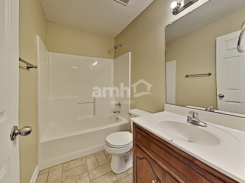 Building Photo - 3647 Cindy Jo Dr S