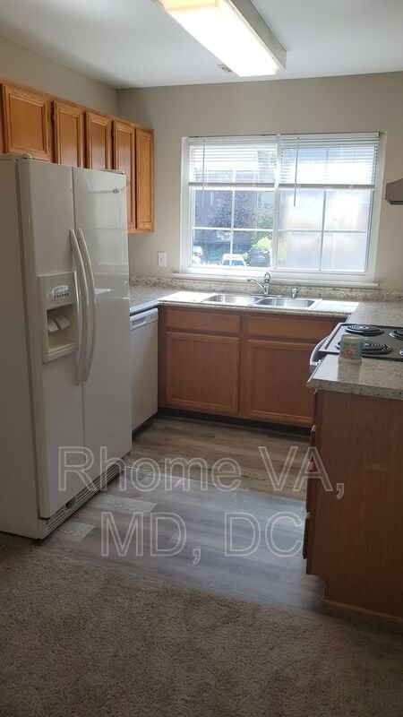 Building Photo - 1129 Huntmaster Terrace NE