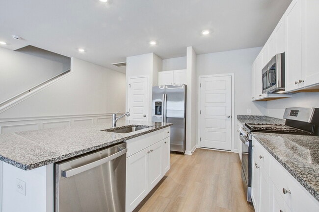 Building Photo - 4105 Quincy Adams Ln
