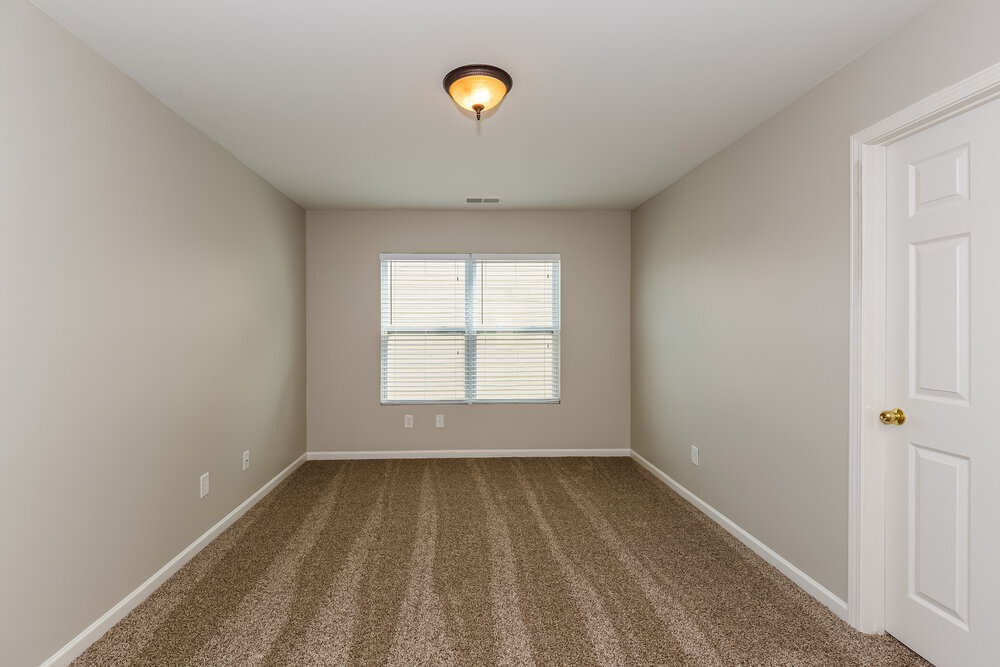 Building Photo - 2022 Savannah Hills Dr