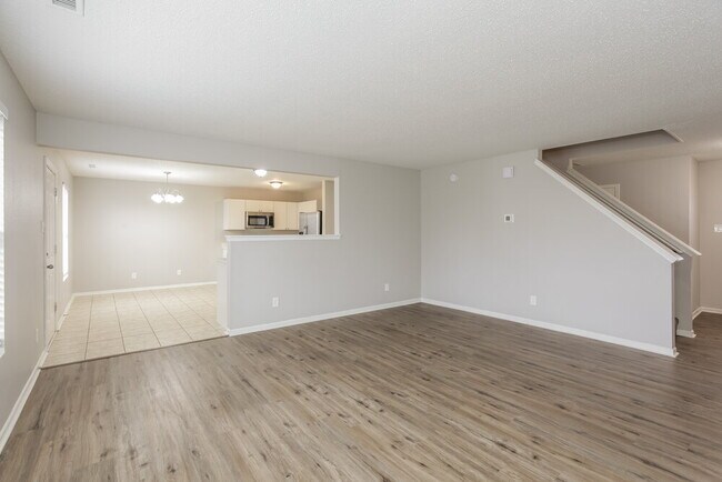 Building Photo - 7905 States Bend Dr