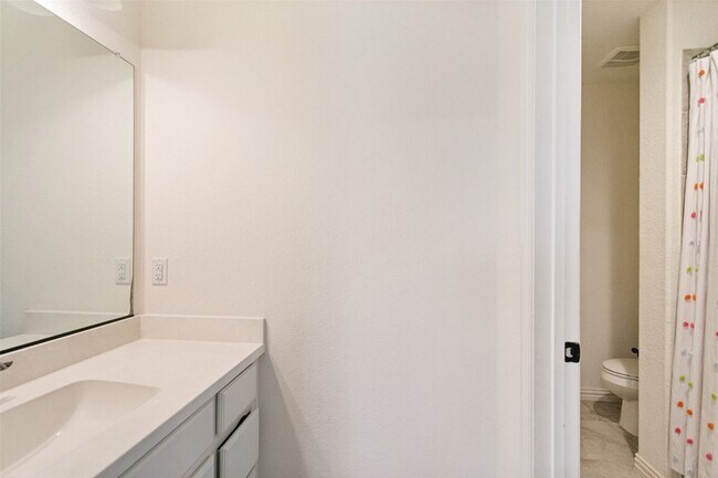 Building Photo - 7721 Shackelford Dr
