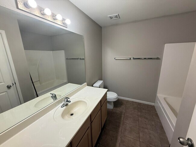 Building Photo - 4006 Snowy Owl Dr