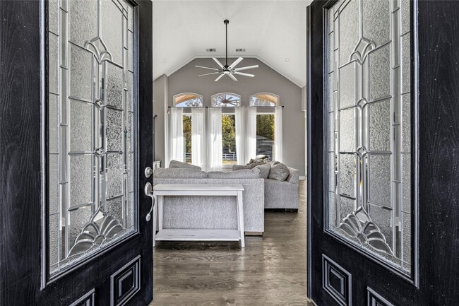 Building Photo - 11601 King George Ct