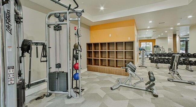 Building Photo - 2900 N Braeswood Blvd