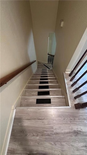 Building Photo - 5426 Tullis Dr