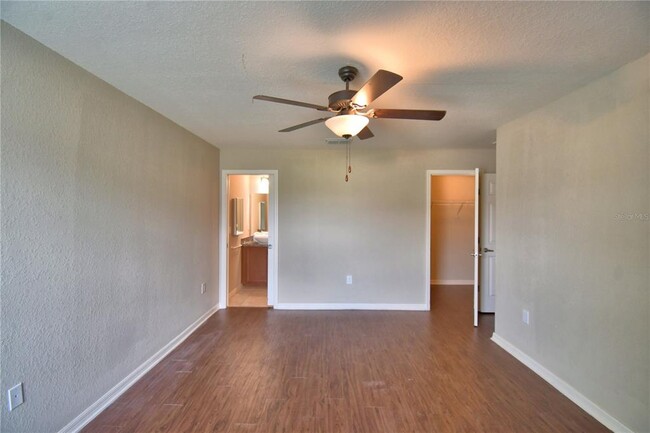 Building Photo - 605 Vittorio Dr