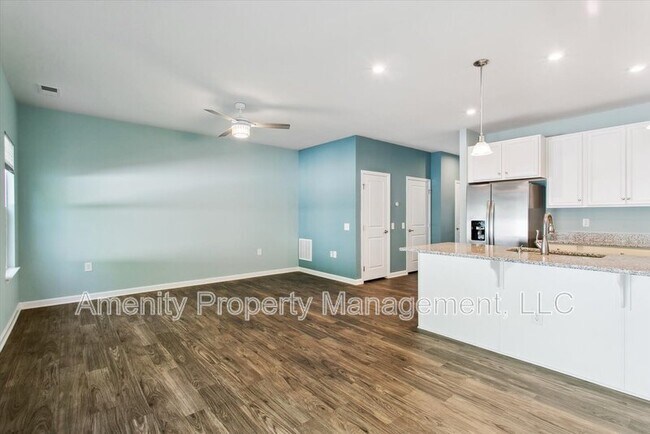 Building Photo - 205 Capeside Ct