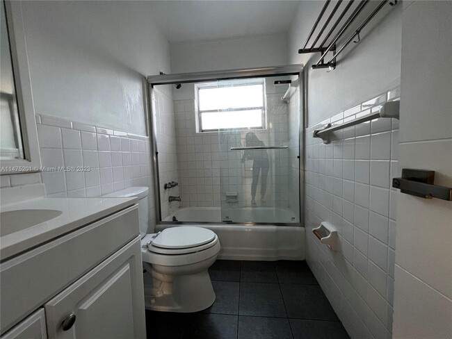 Building Photo - 3515 Van Buren St