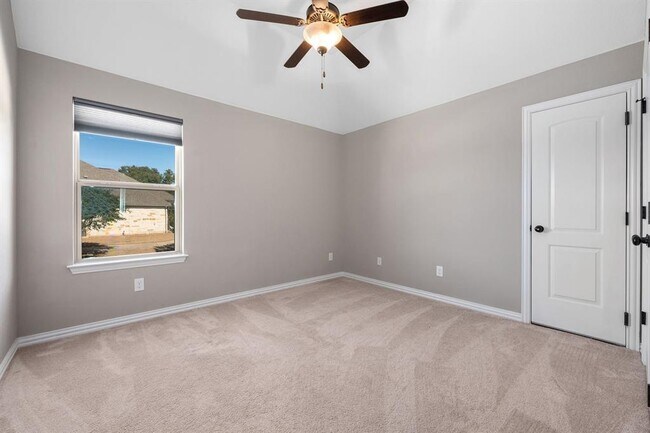 Building Photo - 655 Sad Willow Pass
