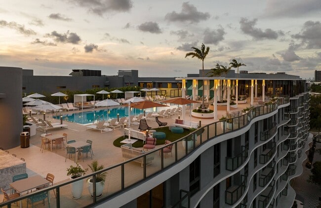 Rooftop Pool Deck