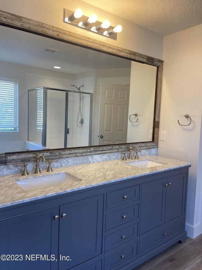 Building Photo - 7003 Butterfield Ct