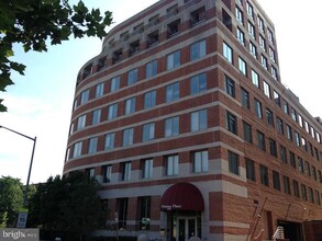 Building Photo - 1275 25th St NW