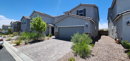 Building Photo - Welcome to this stunning 4-bedroom, 2.5-ba...