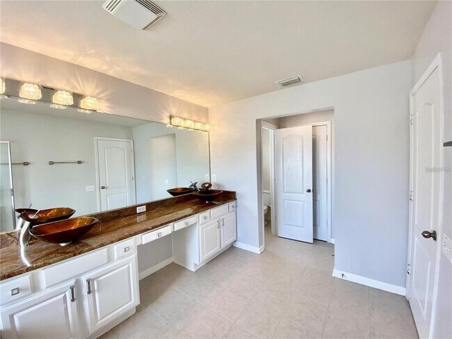 Building Photo - 30407 Princess Bay Dr