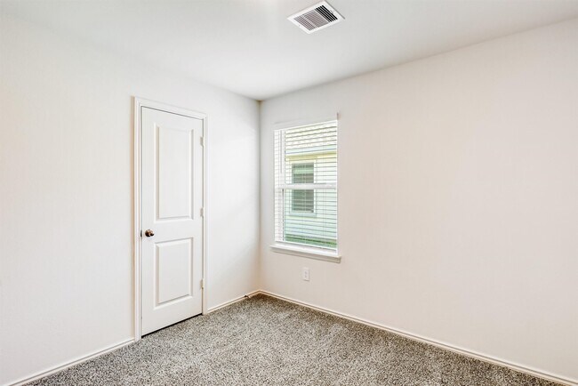 Building Photo - 30846 Brightwell Bnd