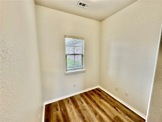 Building Photo - 441 Sorrento Dr