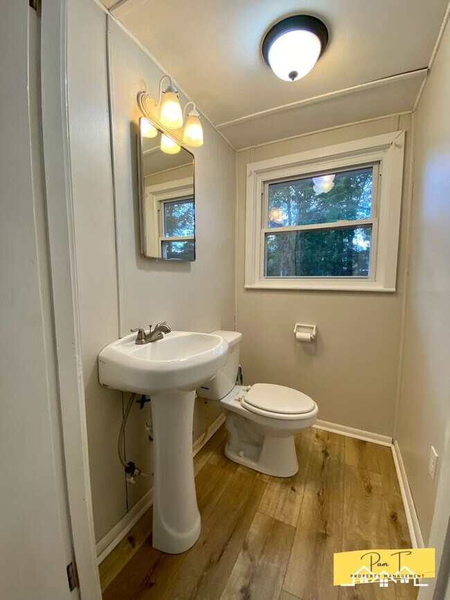 Building Photo - The home you want in Ardsley Park