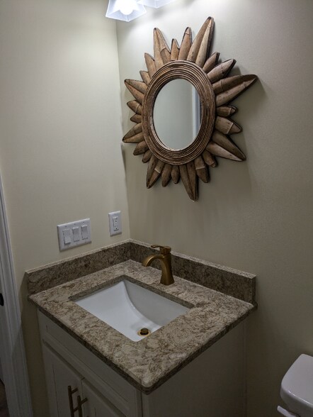 Building Photo - 91 Tropics Ave