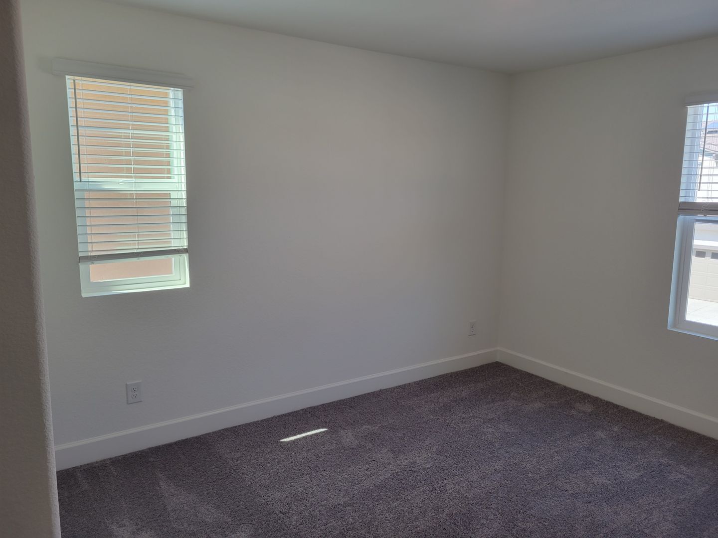 Building Photo - House:  3 Bedroom / 2.5 Bathroom - Rocklin