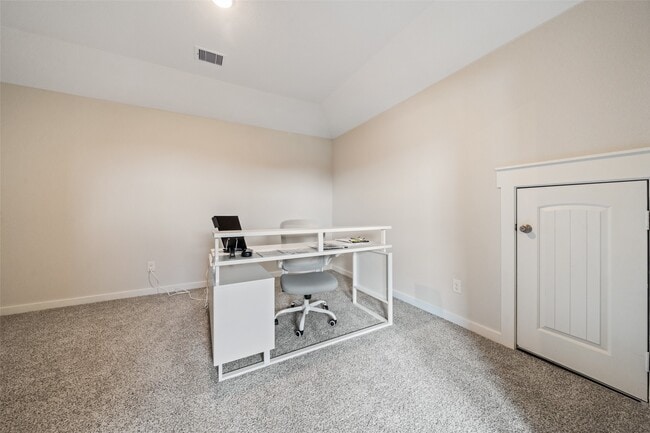 Building Photo - 4237 Red Cedar Ring Ln