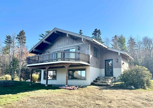 Building Photo - 253 Linderhof Strasse