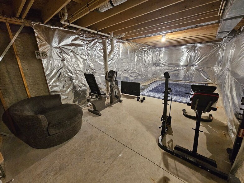 Building Photo - 18347 Centennial Cir