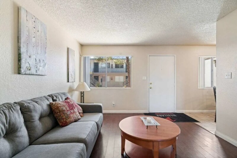 Building Photo - 3820 Pennwood Ave