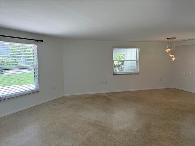 Building Photo - 8735 Dunmore Dr