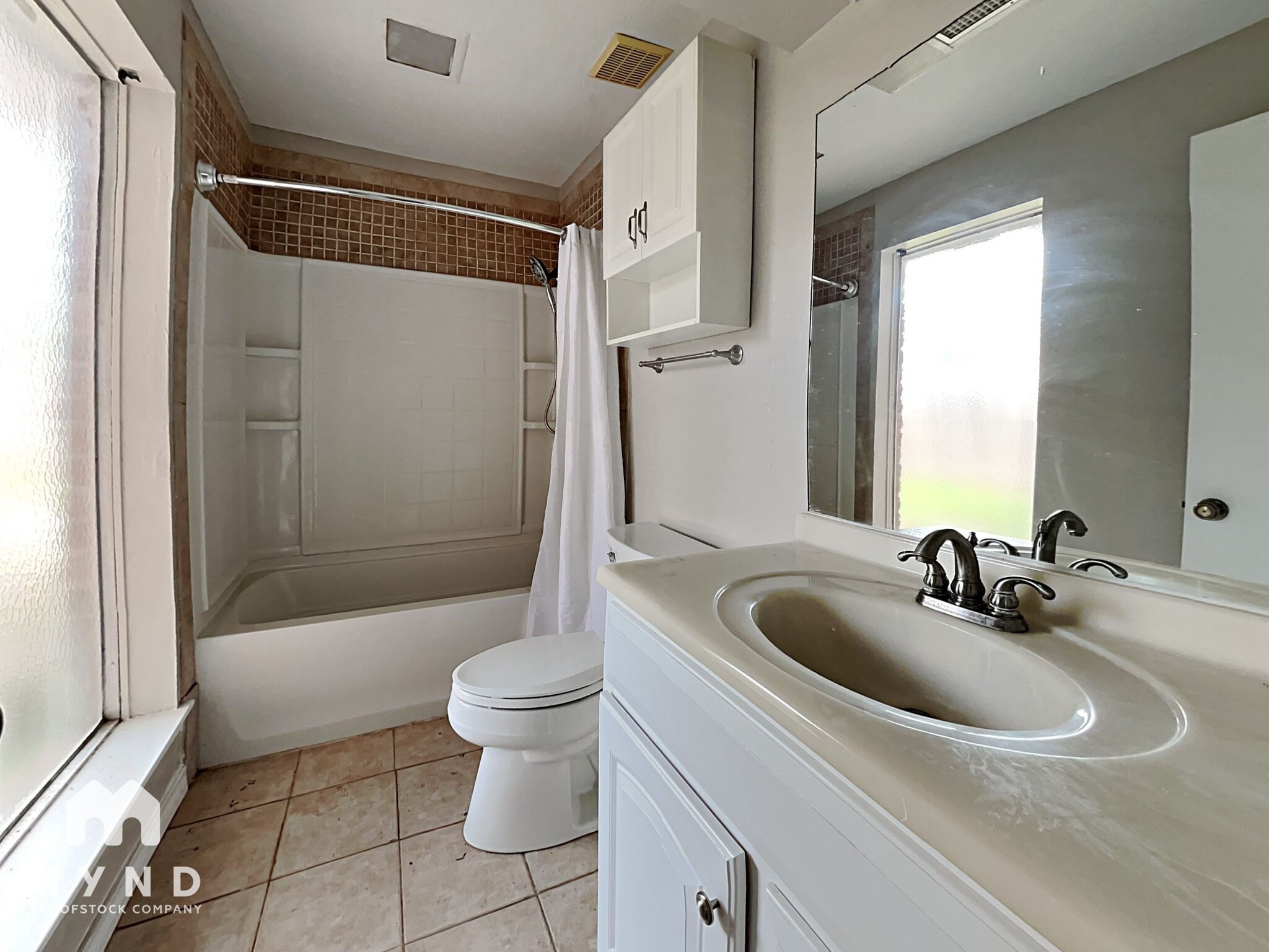 Building Photo - 15803 Mill Point Dr