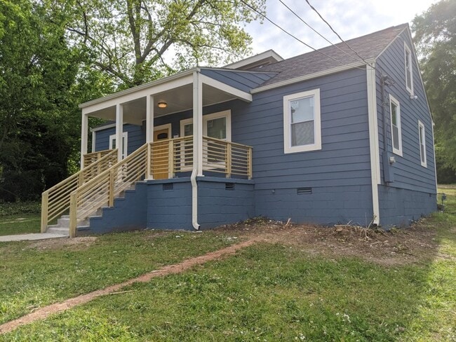 Building Photo - 2861 Forrest Hills Dr SW