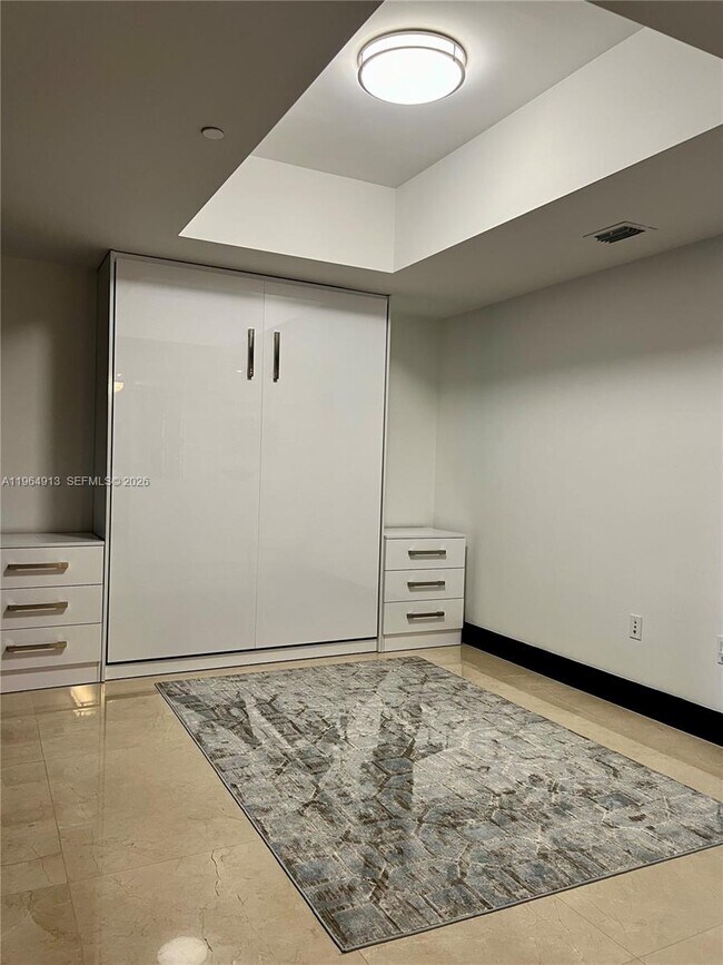 Building Photo - 465 Brickell Ave