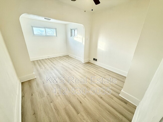 Building Photo - 2413 Milburn St