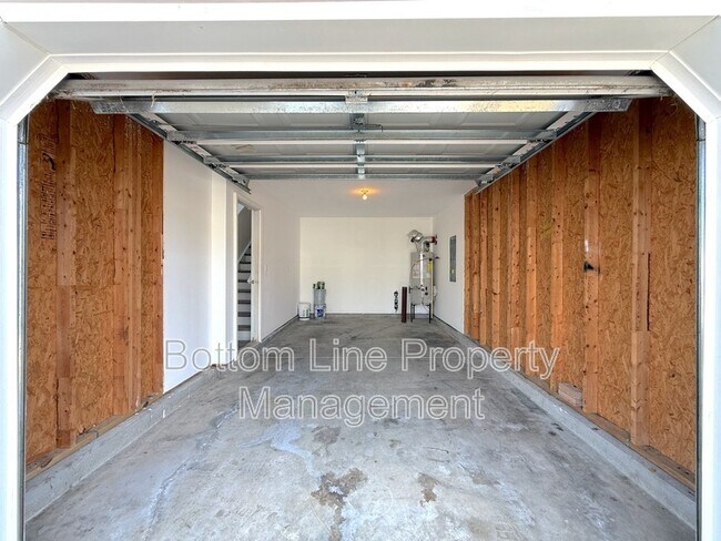 Building Photo - 2041 Sonoma Valley Dr