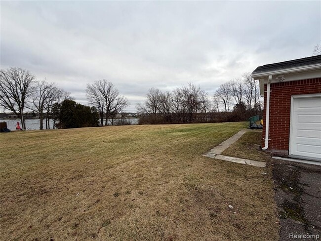 Building Photo - 45669 Harmony Ln