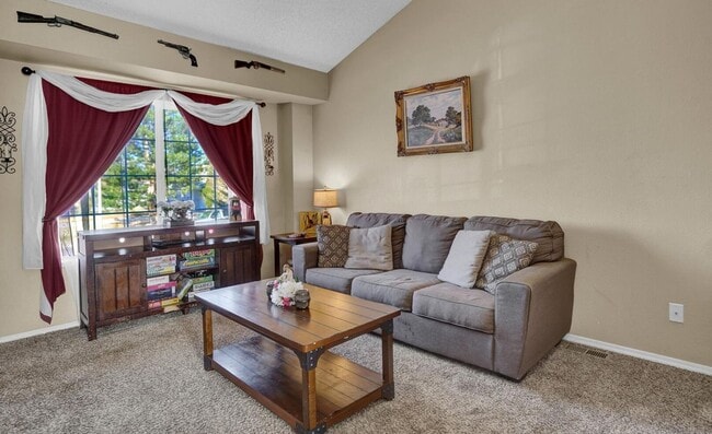 Building Photo - 3 Bed 3 Bath House with Solar for Rent Nea...