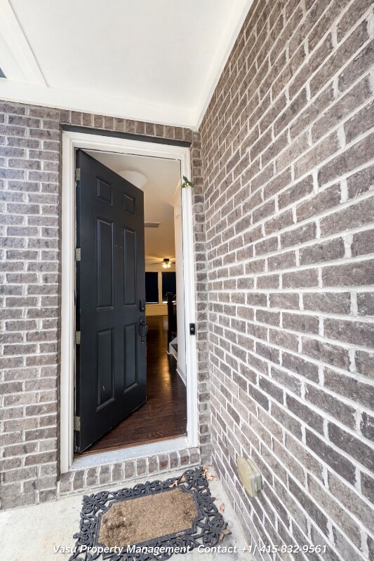 Building Photo - 14503 Knowledge Circle