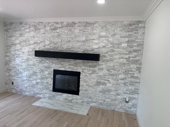 Building Photo - 3312 S Tulare Cir