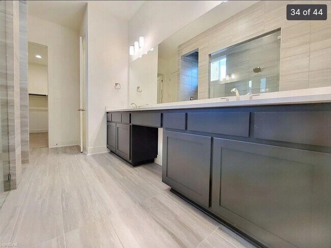 Building Photo - 7848 Laramie Bnd