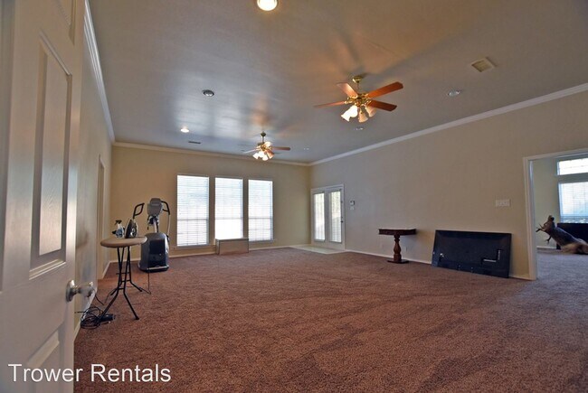 Building Photo - 4 br, 3.5 bath House - 26 Dolores Ct.