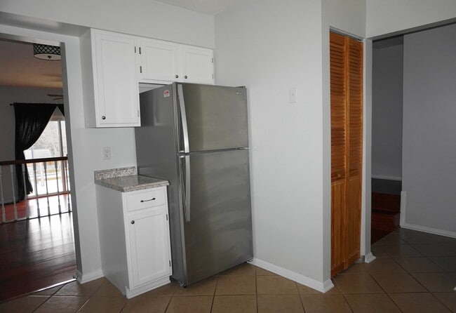 Building Photo - Charming 3Bed/2.5 Bath in Nottingham!