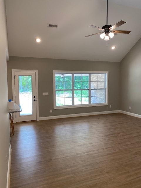Building Photo - 1546 Sunglow Dr