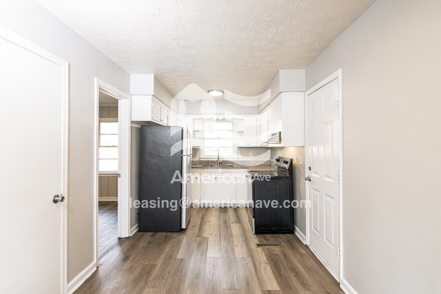 Building Photo - 3465 Matilda Ln