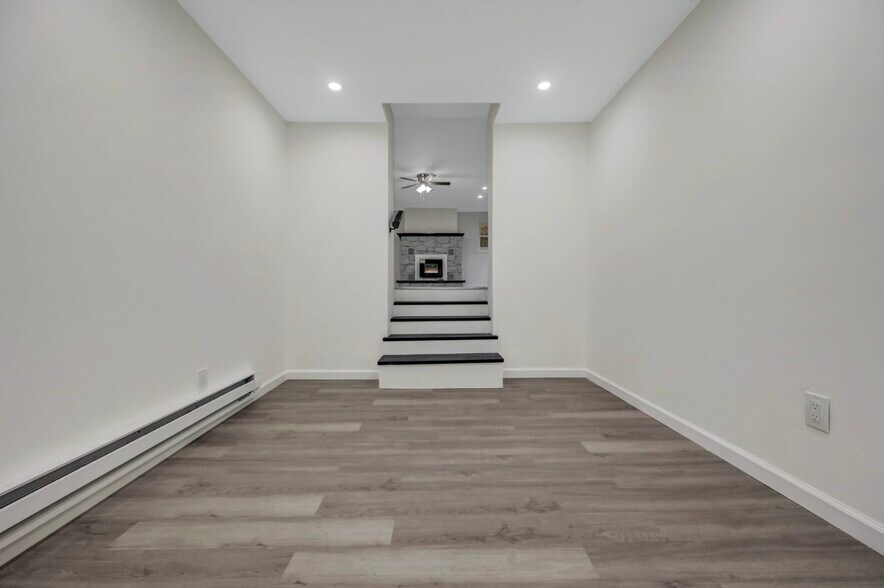 Building Photo - 752 Toll Rd