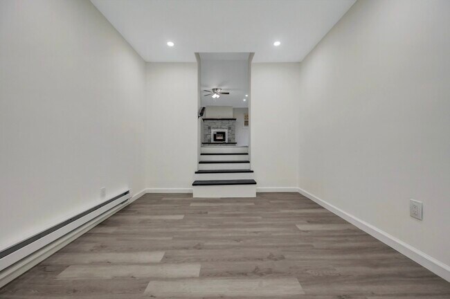 Building Photo - 752 Toll Rd