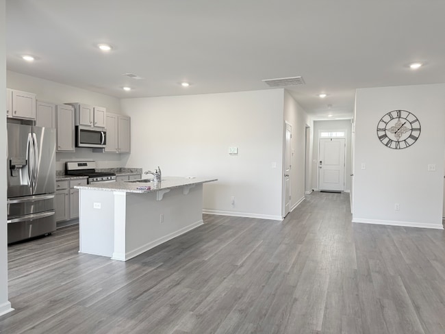 Building Photo - 320 Windy Wds Wy